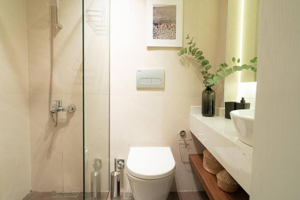 Appartamento Modern And Designed 2Br W Garden Adalar Esterno foto