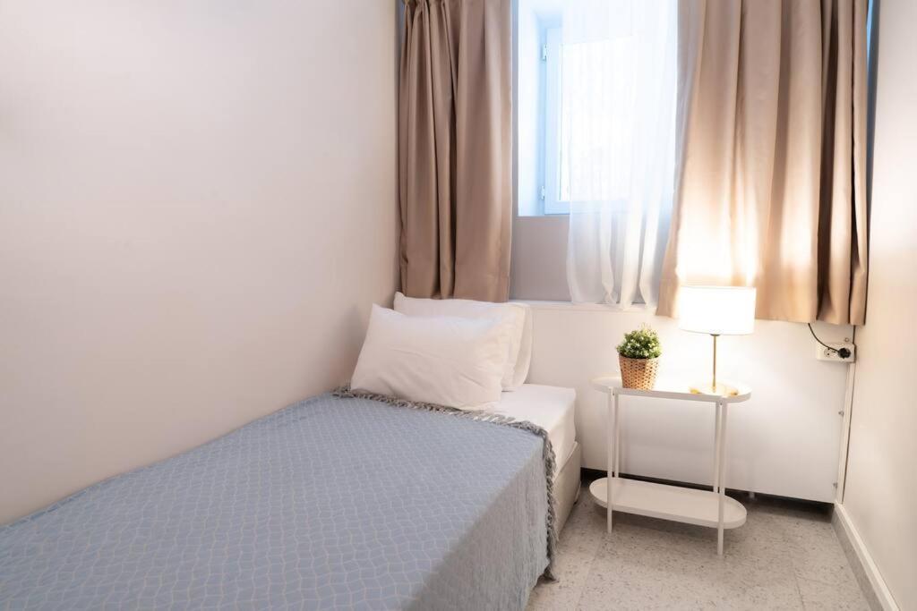 Appartamento Modern And Designed 2Br W Garden Adalar Esterno foto